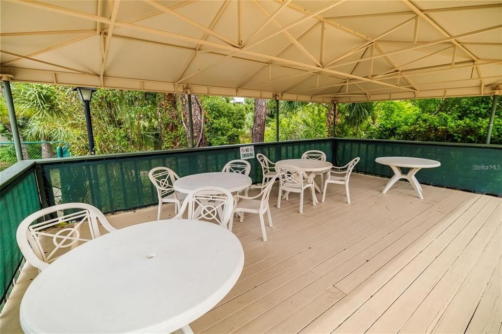 For Sale: $159,900 (2 beds, 2 baths, 1263 Square Feet)