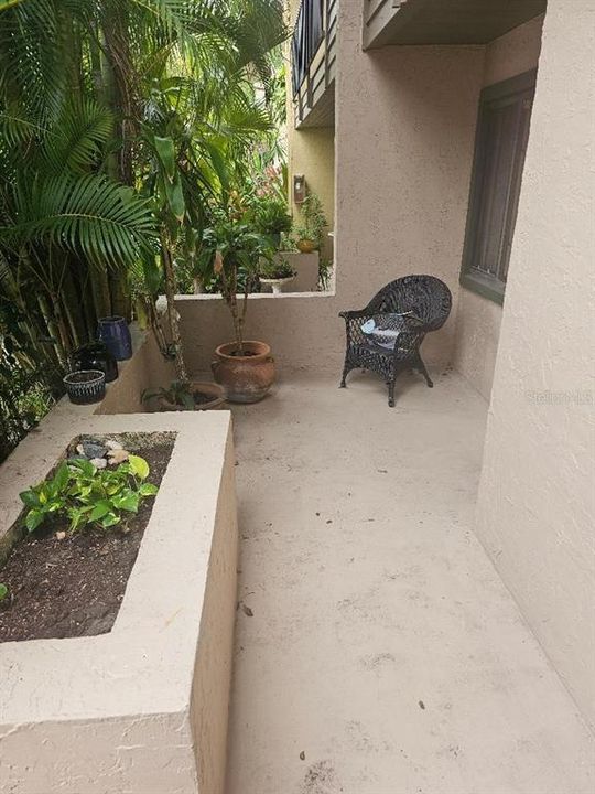 For Sale: $159,900 (2 beds, 2 baths, 1263 Square Feet)