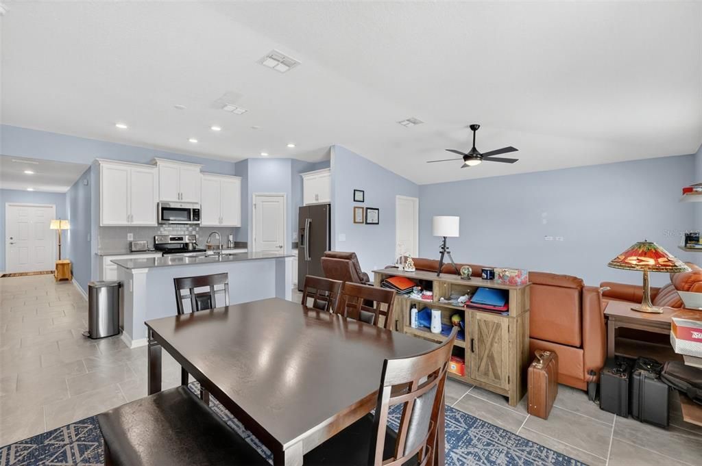 For Sale: $349,000 (3 beds, 2 baths, 1540 Square Feet)