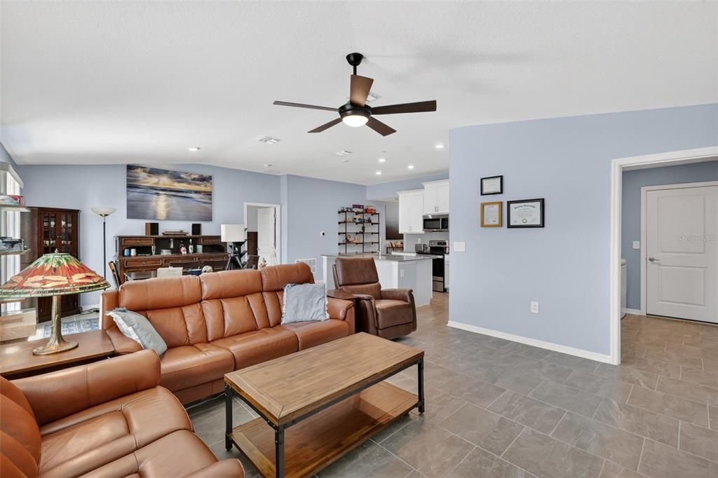 For Sale: $349,000 (3 beds, 2 baths, 1540 Square Feet)