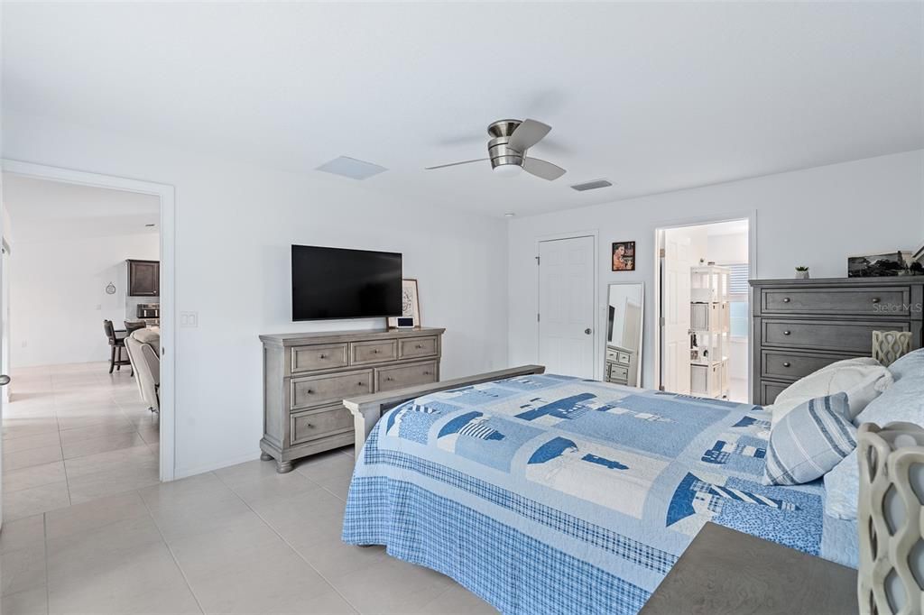 En Venta: $360,000 (3 camas, 2 baños, 1600 Pies cuadrados)