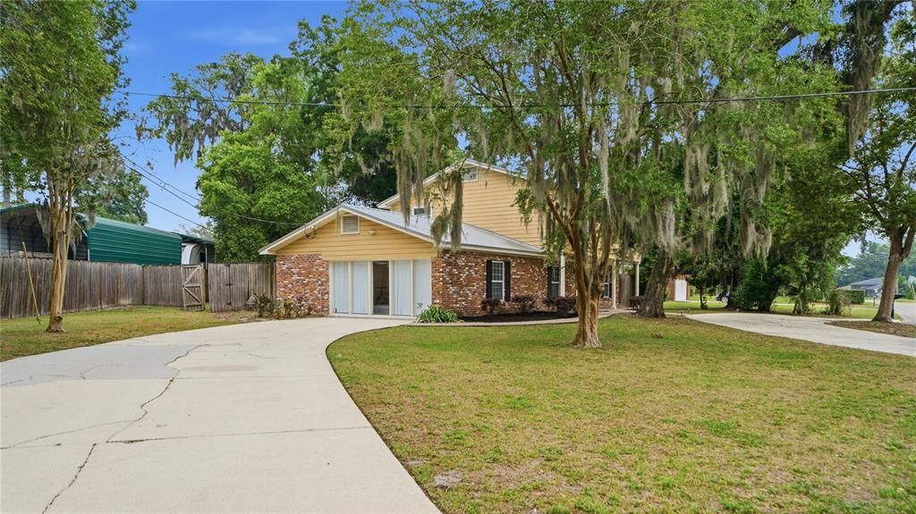 En Venta: $425,000 (4 camas, 3 baños, 2514 Pies cuadrados)