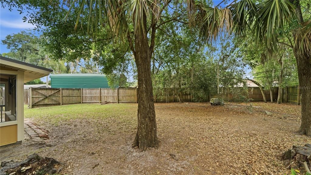 En Venta: $425,000 (4 camas, 3 baños, 2514 Pies cuadrados)