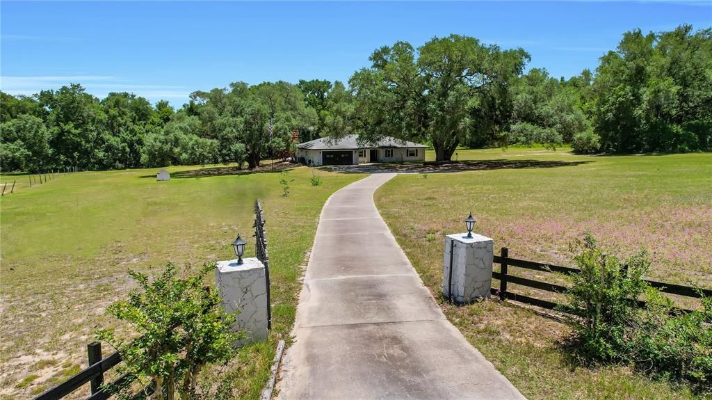 For Sale: $499,000 (4 beds, 2 baths, 2158 Square Feet)