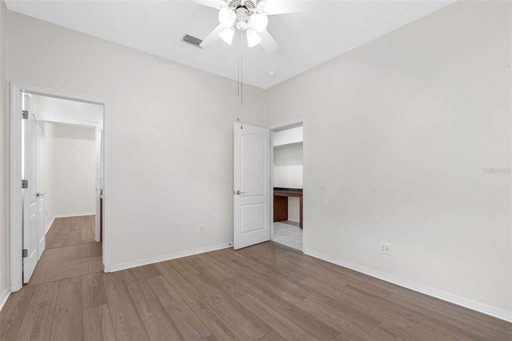 На продажу: $698,900 (4 спален, 3 ванн, 3200 Квадратных фут)