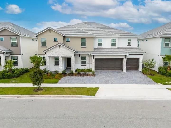 For Sale: $1,600,000 (15 beds, 15 baths, 6249 Square Feet)