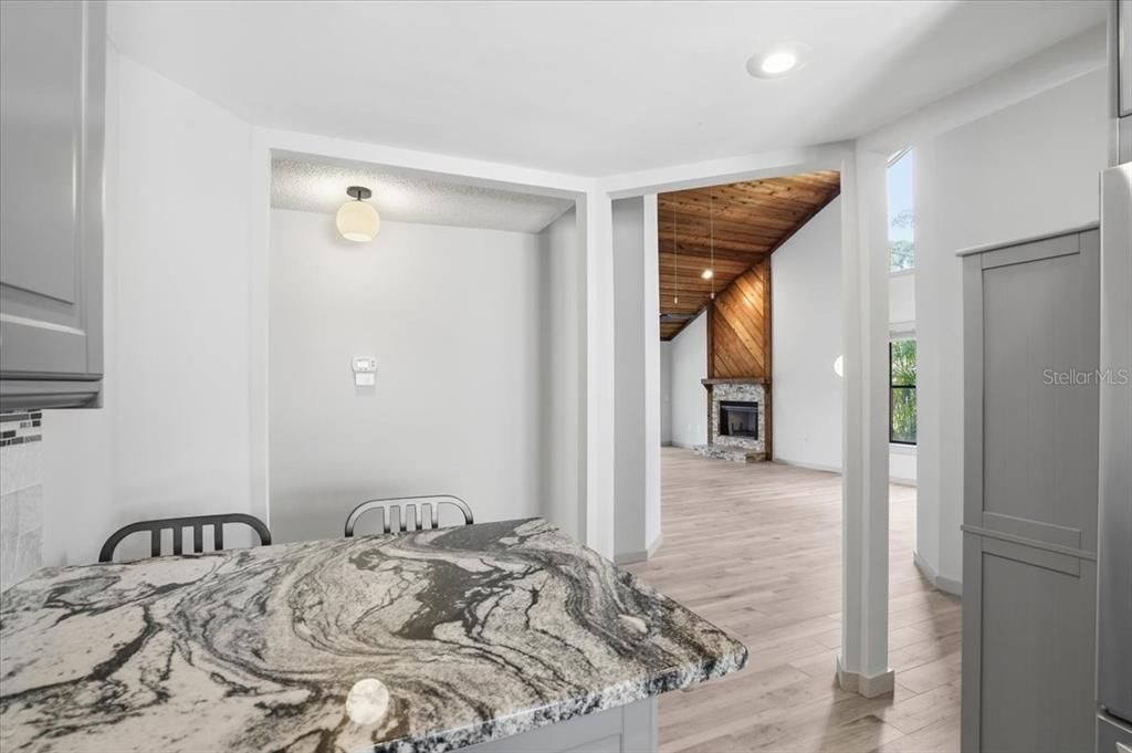 На продажу: $325,000 (3 спален, 2 ванн, 1485 Квадратных фут)