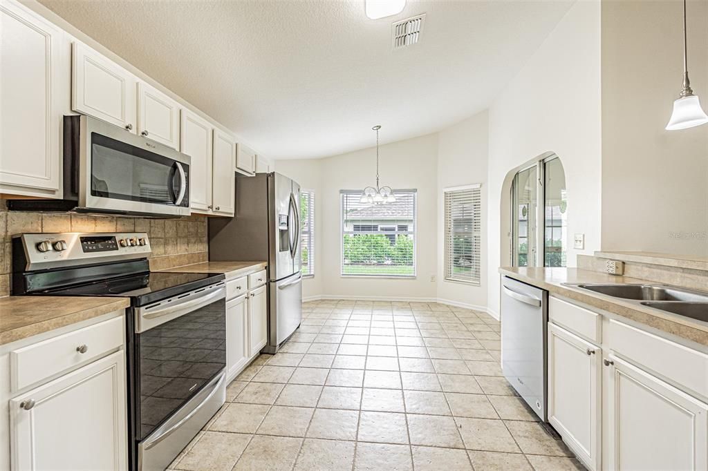 En Venta: $299,900 (2 camas, 2 baños, 1489 Pies cuadrados)