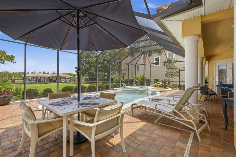 For Sale: $2,000,000 (4 beds, 3 baths, 3006 Square Feet)
