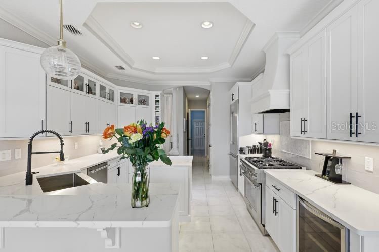 For Sale: $2,000,000 (4 beds, 3 baths, 3006 Square Feet)