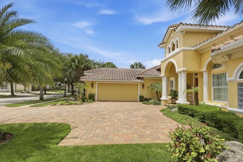 For Sale: $2,000,000 (4 beds, 3 baths, 3006 Square Feet)