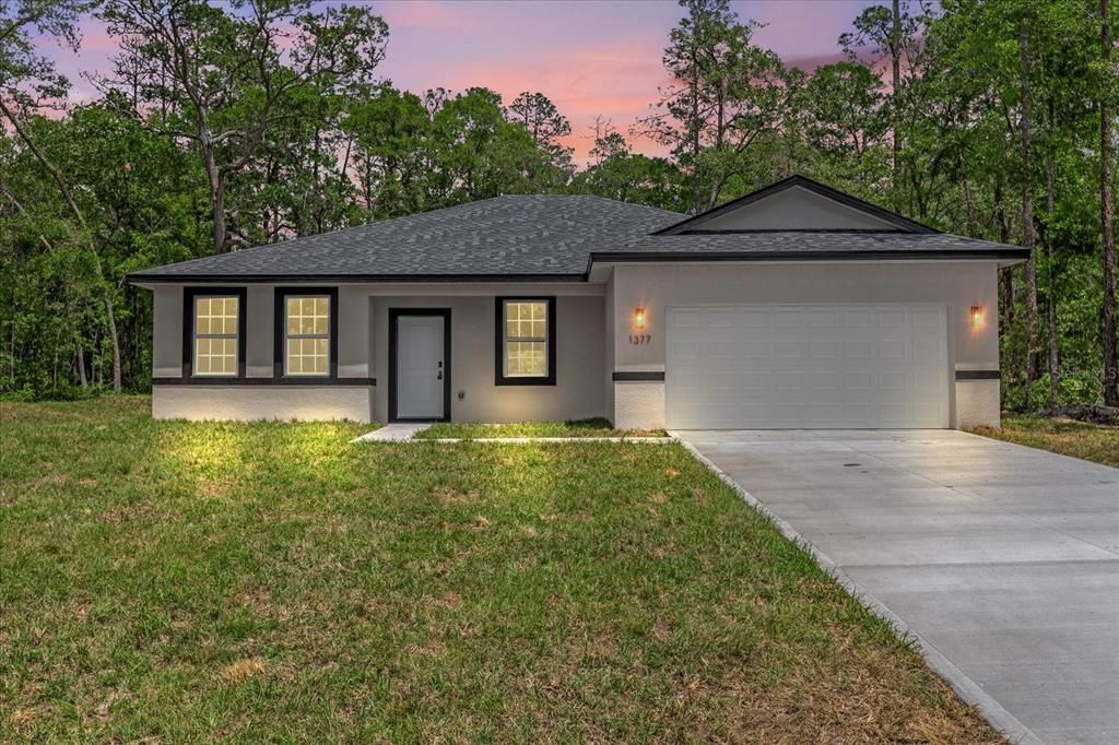 For Sale: $308,000 (4 beds, 3 baths, 1827 Square Feet)