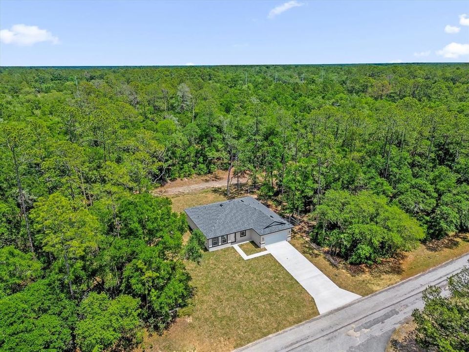 For Sale: $308,000 (4 beds, 3 baths, 1827 Square Feet)