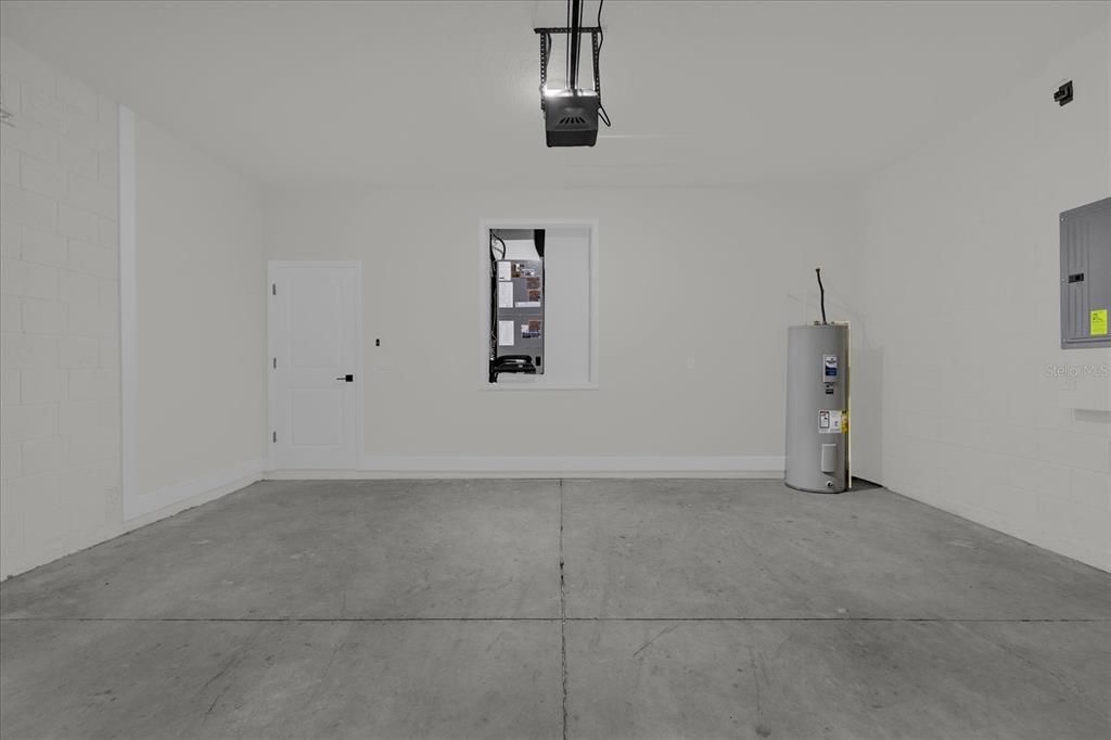 For Sale: $308,000 (4 beds, 3 baths, 1827 Square Feet)