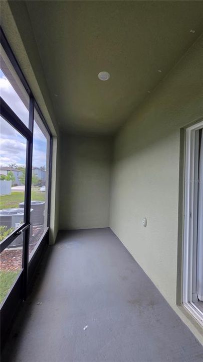 For Rent: $2,200 (3 beds, 2 baths, 1634 Square Feet)