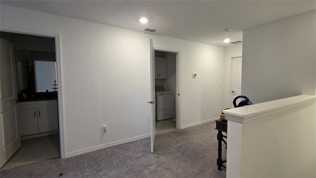 For Rent: $2,200 (3 beds, 2 baths, 1634 Square Feet)