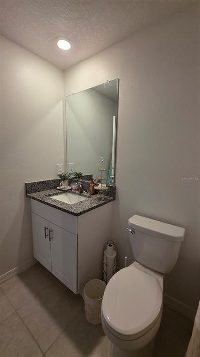 For Rent: $2,200 (3 beds, 2 baths, 1634 Square Feet)