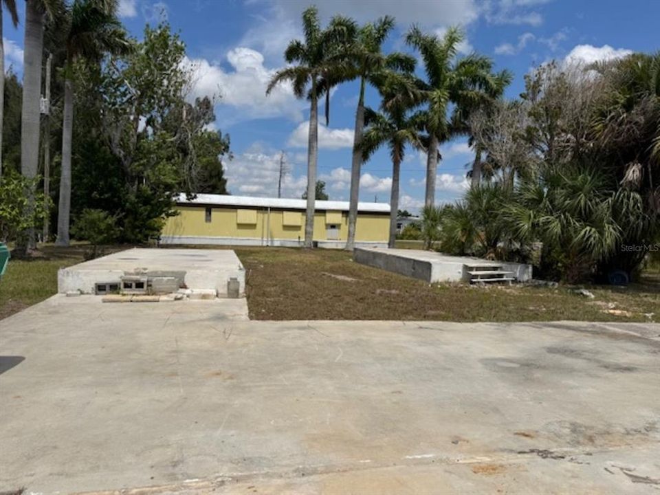 For Sale: $69,900 (0.25 acres)