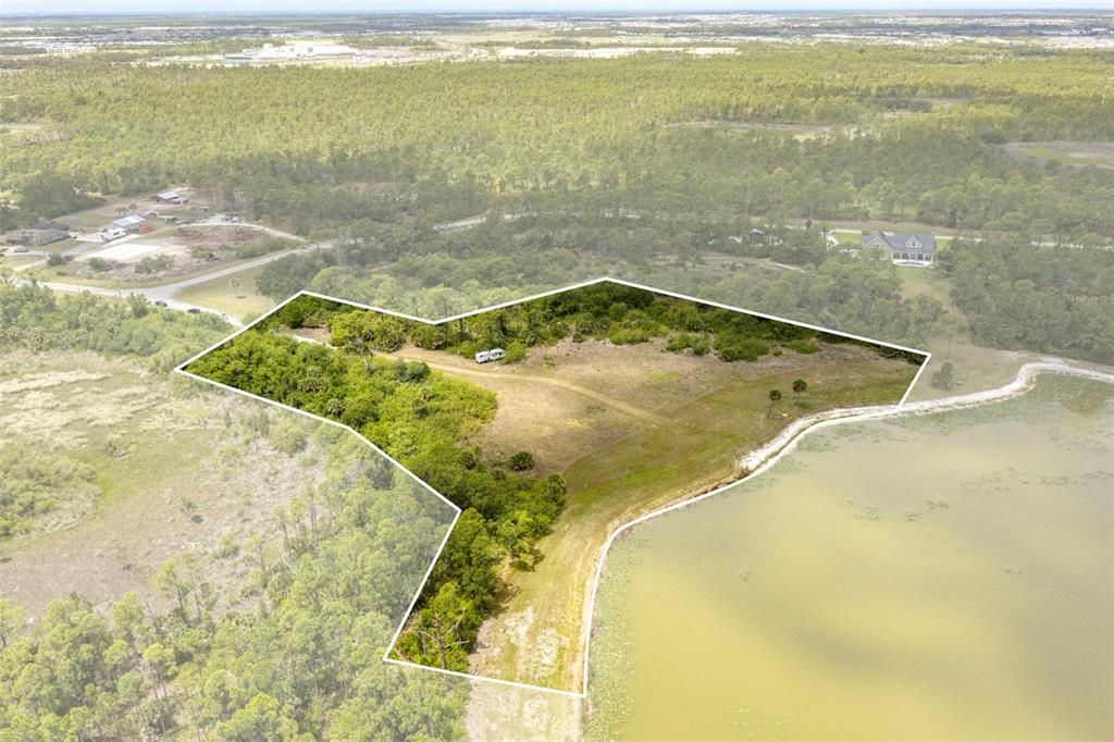 На продажу: $599,000 (4.21 acres)
