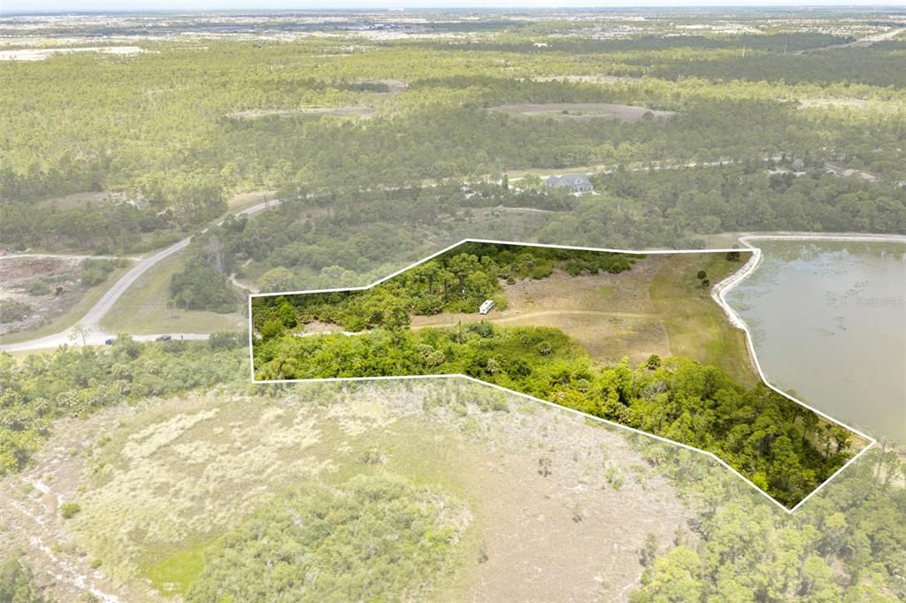 На продажу: $599,000 (4.21 acres)