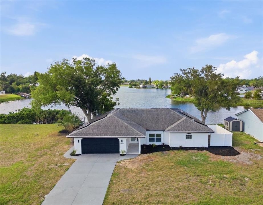 For Sale: $429,900 (3 beds, 2 baths, 1663 Square Feet)