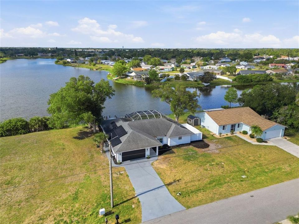 For Sale: $429,900 (3 beds, 2 baths, 1663 Square Feet)