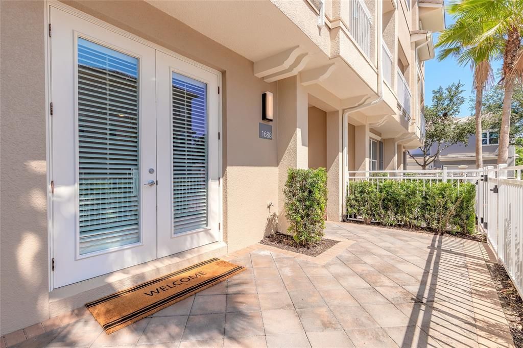 En Venta: $525,000 (3 camas, 3 baños, 2187 Pies cuadrados)