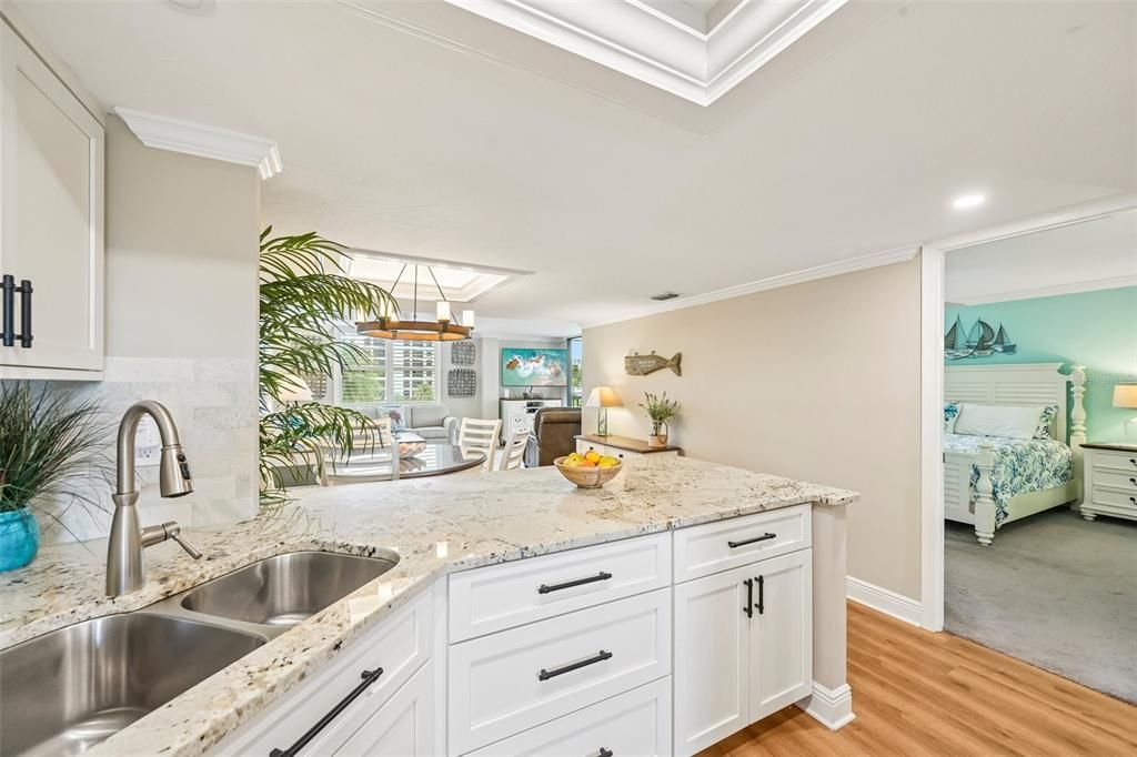 For Sale: $1,175,000 (2 beds, 2 baths, 1361 Square Feet)