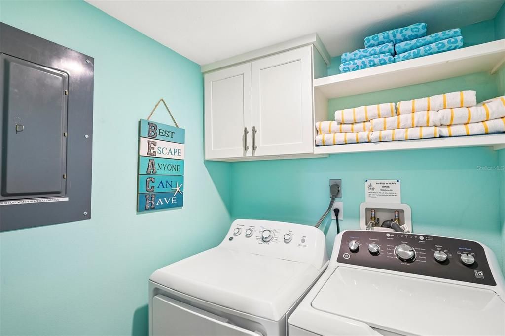 For Sale: $1,175,000 (2 beds, 2 baths, 1361 Square Feet)