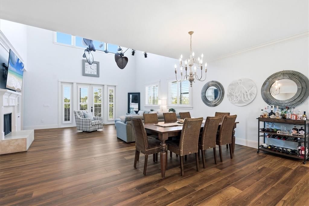 For Sale: $2,195,000 (3 beds, 3 baths, 3465 Square Feet)