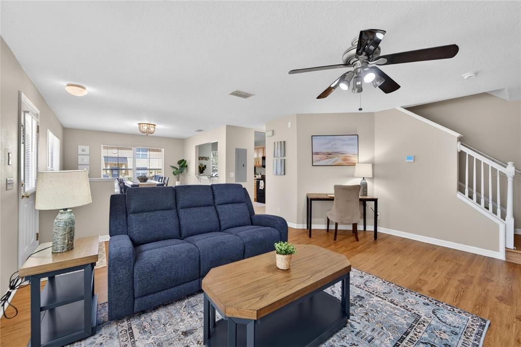 For Sale: $196,500 (3 beds, 2 baths, 1408 Square Feet)