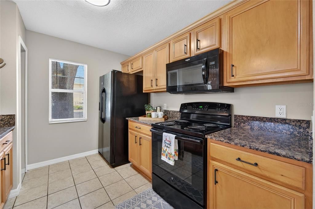 For Sale: $196,500 (3 beds, 2 baths, 1408 Square Feet)