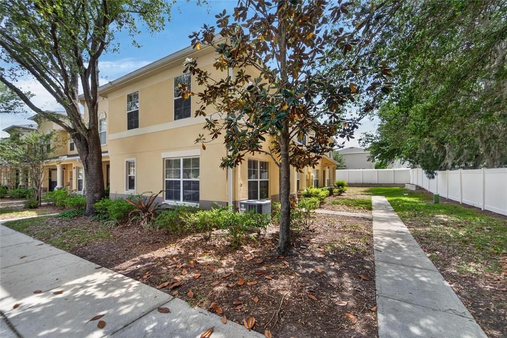 For Sale: $196,500 (3 beds, 2 baths, 1408 Square Feet)