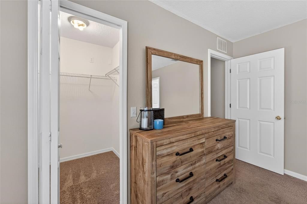 For Sale: $196,500 (3 beds, 2 baths, 1408 Square Feet)