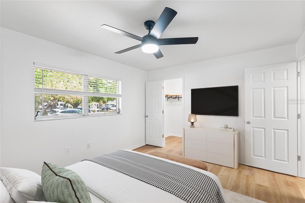 For Rent: $1,375 (1 beds, 1 baths, 640 Square Feet)