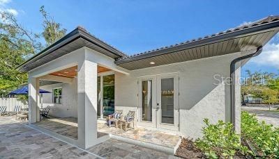 В аренду: $15,000 (6 спален, 4 ванн, 4755 Квадратных фут)