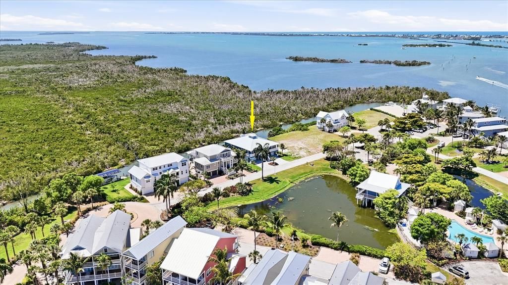 En Venta: $2,295,000 (3 camas, 2 baños, 2839 Pies cuadrados)