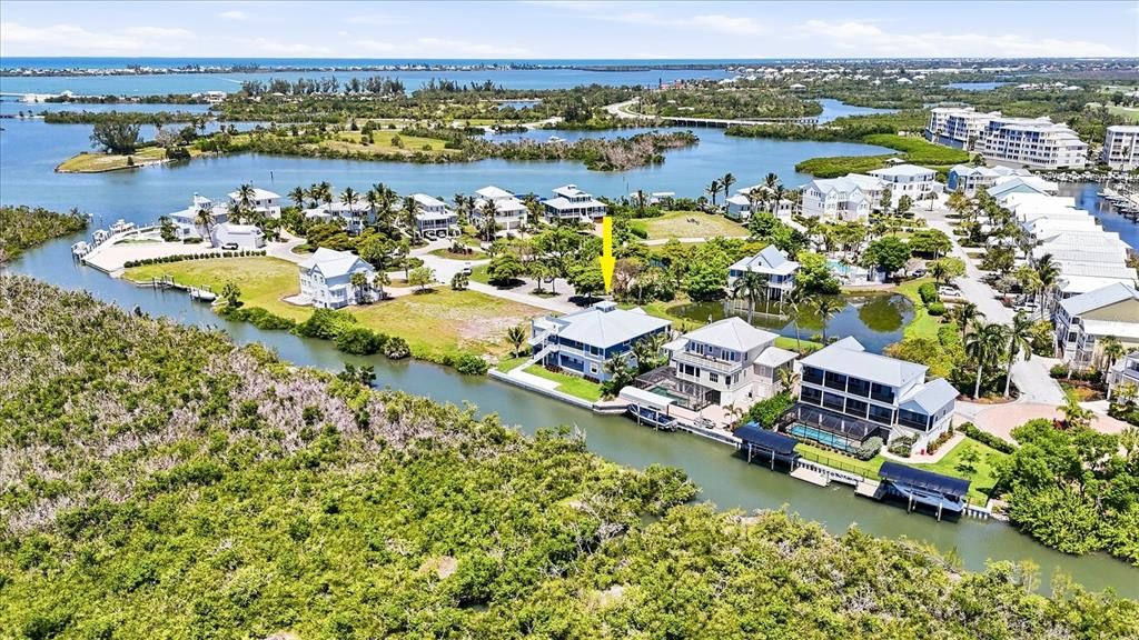 En Venta: $2,295,000 (3 camas, 2 baños, 2839 Pies cuadrados)