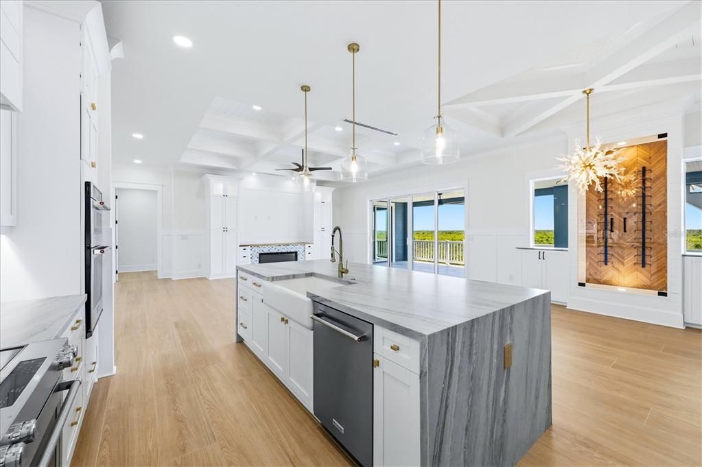 En Venta: $2,295,000 (3 camas, 2 baños, 2839 Pies cuadrados)