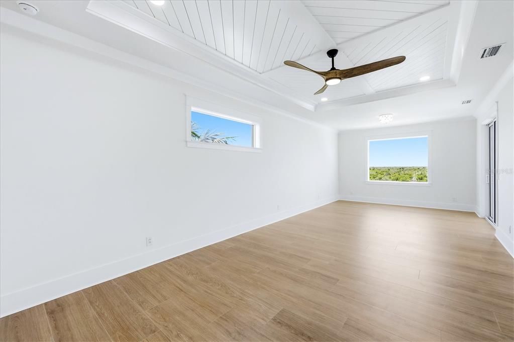 En Venta: $2,295,000 (3 camas, 2 baños, 2839 Pies cuadrados)