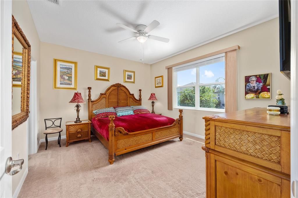 Activo con contrato: $249,900 (2 camas, 2 baños, 1344 Pies cuadrados)