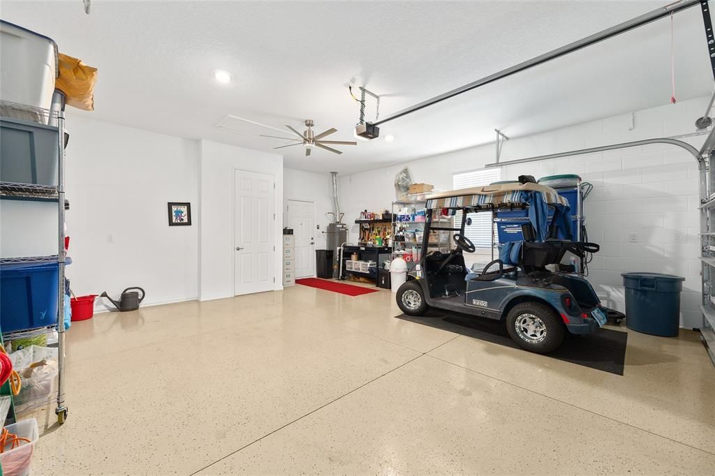 Activo con contrato: $249,900 (2 camas, 2 baños, 1344 Pies cuadrados)