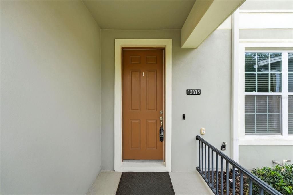 For Sale: $389,900 (3 beds, 2 baths, 1584 Square Feet)