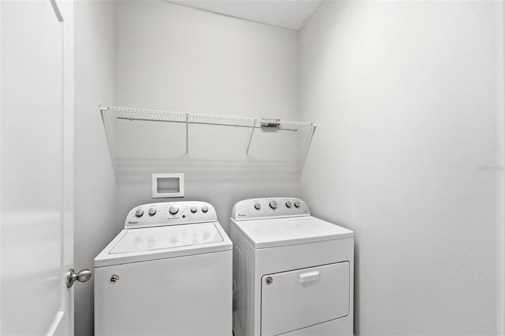 For Sale: $389,900 (3 beds, 2 baths, 1584 Square Feet)
