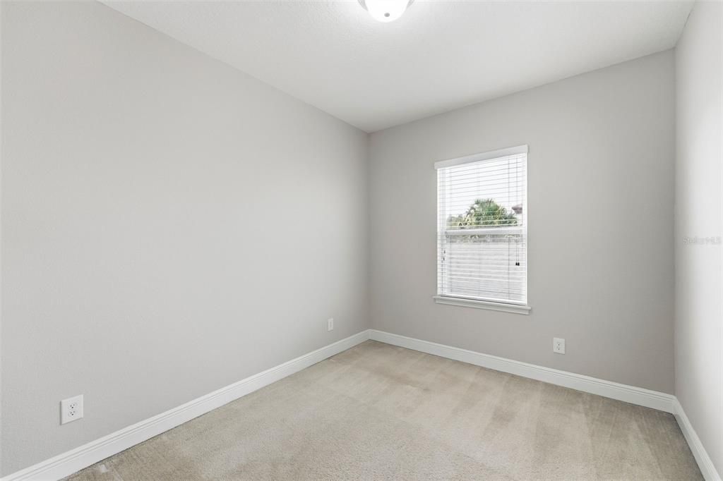 For Sale: $389,900 (3 beds, 2 baths, 1584 Square Feet)