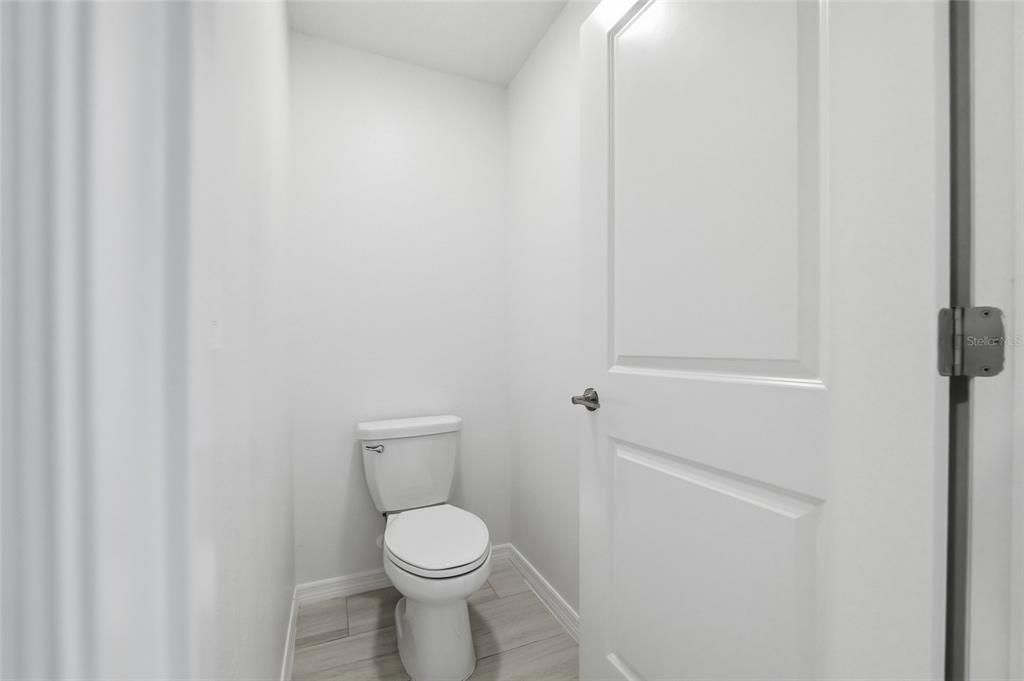 На продажу: $330,000 (3 спален, 2 ванн, 1455 Квадратных фут)