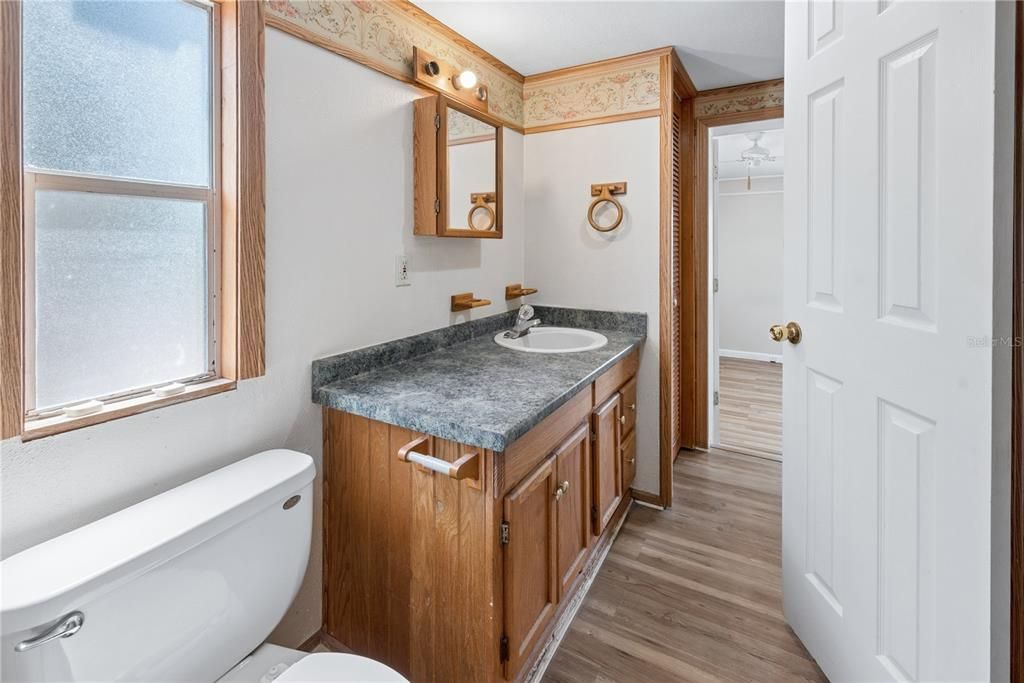 For Sale: $149,000 (3 beds, 2 baths, 1260 Square Feet)