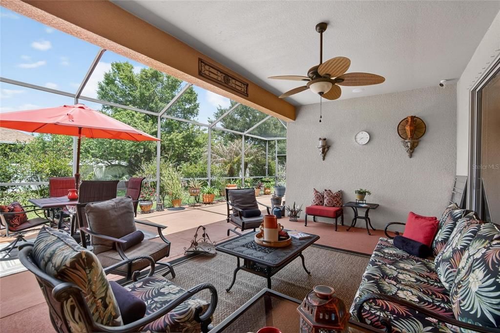 En Venta: $538,000 (4 camas, 3 baños, 2830 Pies cuadrados)