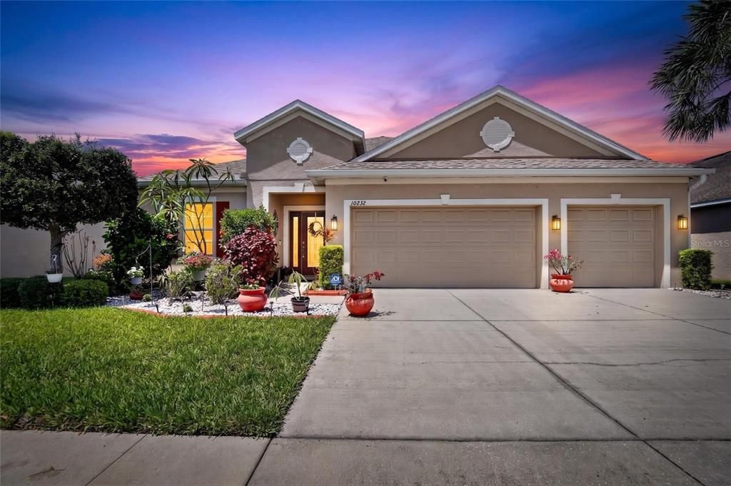 En Venta: $538,000 (4 camas, 3 baños, 2830 Pies cuadrados)