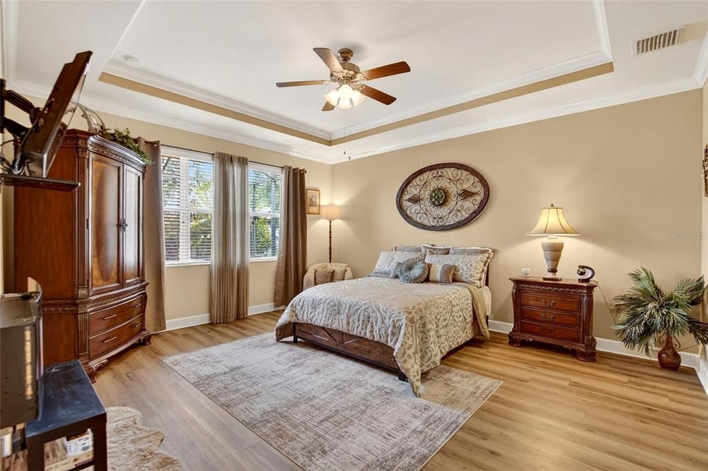 En Venta: $538,000 (4 camas, 3 baños, 2830 Pies cuadrados)